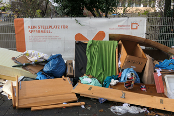 Es gibt nichts was es nicht gibt, wenn Menschen illegal ihren Müll loswerden.