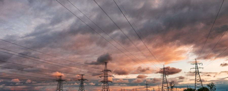 Energiewende in kleinen Kommunen: Herausforderungen, Lösungen und mutige Beispiele – der KOMMUNAL-Podcast im Faktencheck